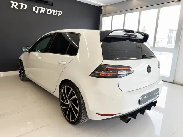 Volkswagen Golf view 7