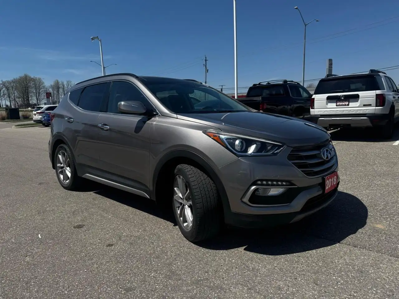 Hyundai SANTA FE photo Hyundai SANTA FE
