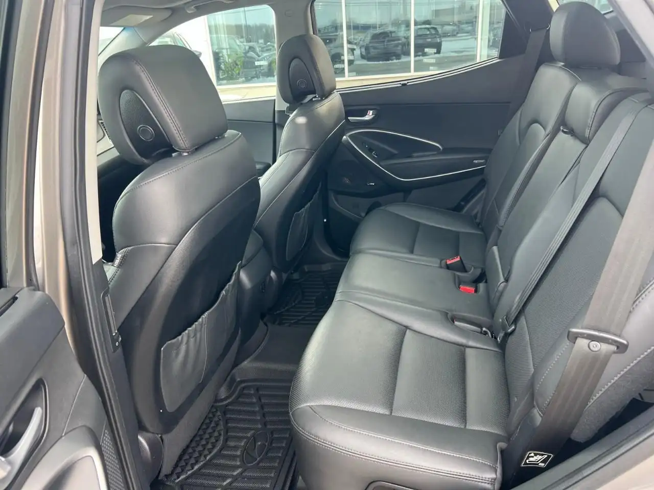 Hyundai SANTA FE photo Hyundai SANTA FE