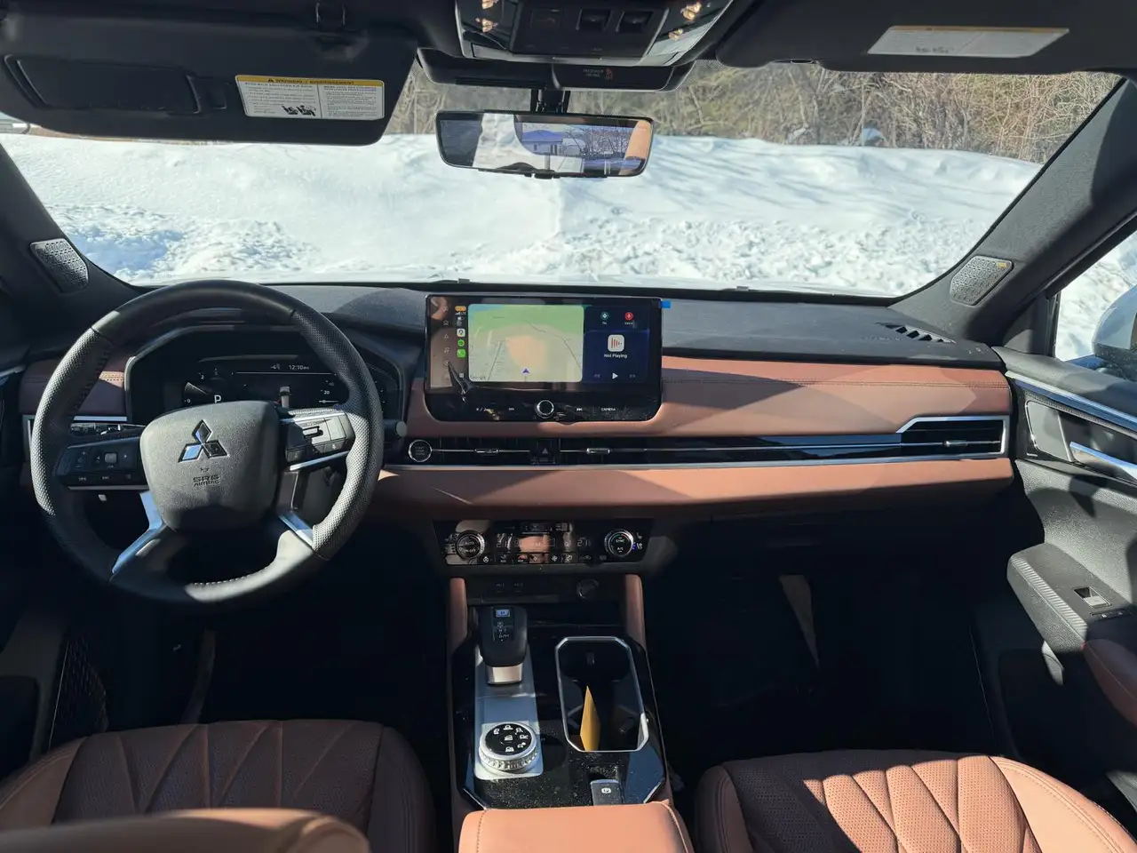 Mitsubishi Outlander снимка Mitsubishi Outlander