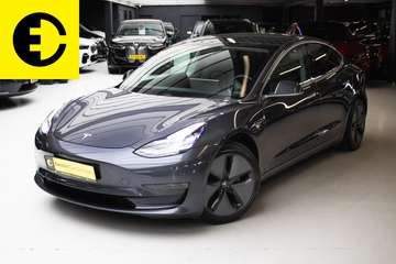 Long Range AWD 75 kWh | Premium audio | Leder | Ca