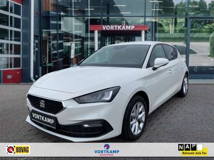 SEAT Leon 1.0 TSI STYLE TREKHAAK/CAMERA/STOELVERW/ACC