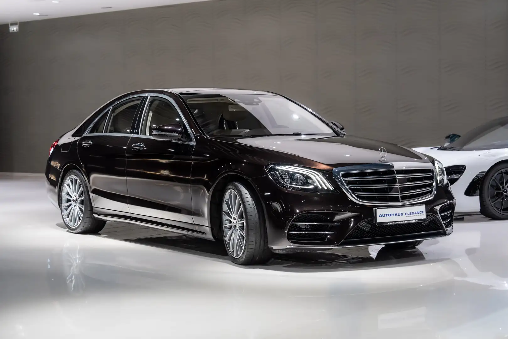 Mercedes-Benz S 560 *AMG-LINE*BURM*PANO*HEAD-UP*1.HAND*LUFT Noir - 2