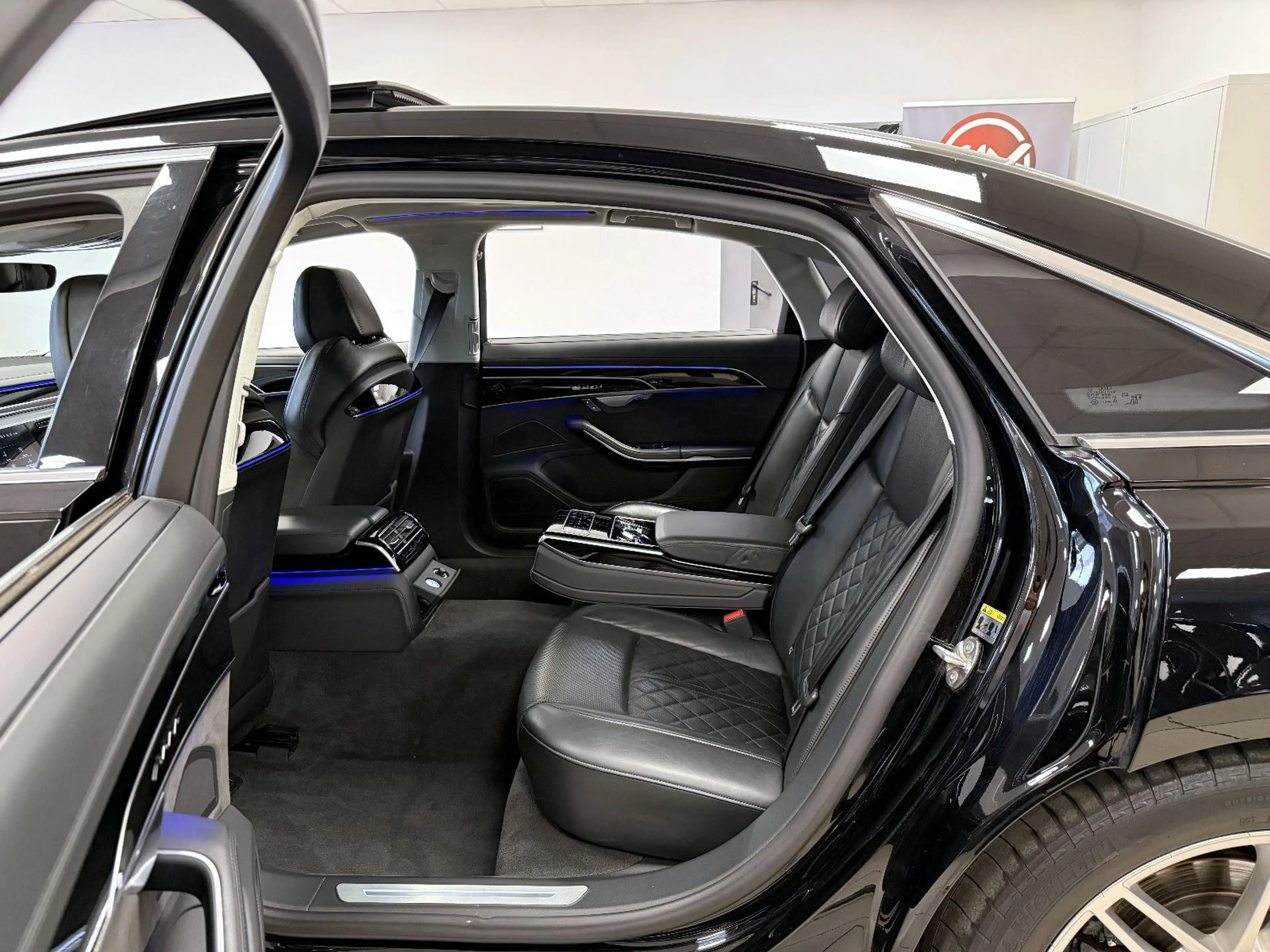 Audi A8 50TDI Quattro *LANG*S-Line*PanoSD*ACC*360°Kam — photo 7