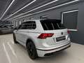 Volkswagen Tiguan R-Line 4Motion 2.0 TDI *MATRIX*BLACK*RFK*AMBI*TOP* Grau - thumbnail 9