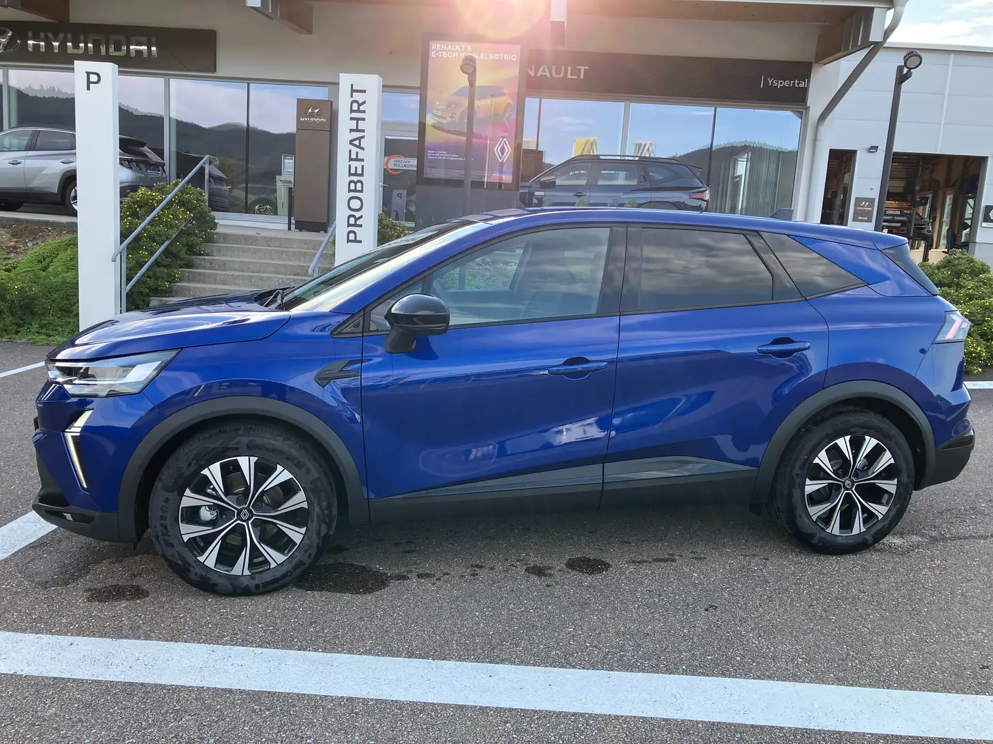 Renault Symbioz Evolution E-Tech Full Hybrid 145 Bleu - 1