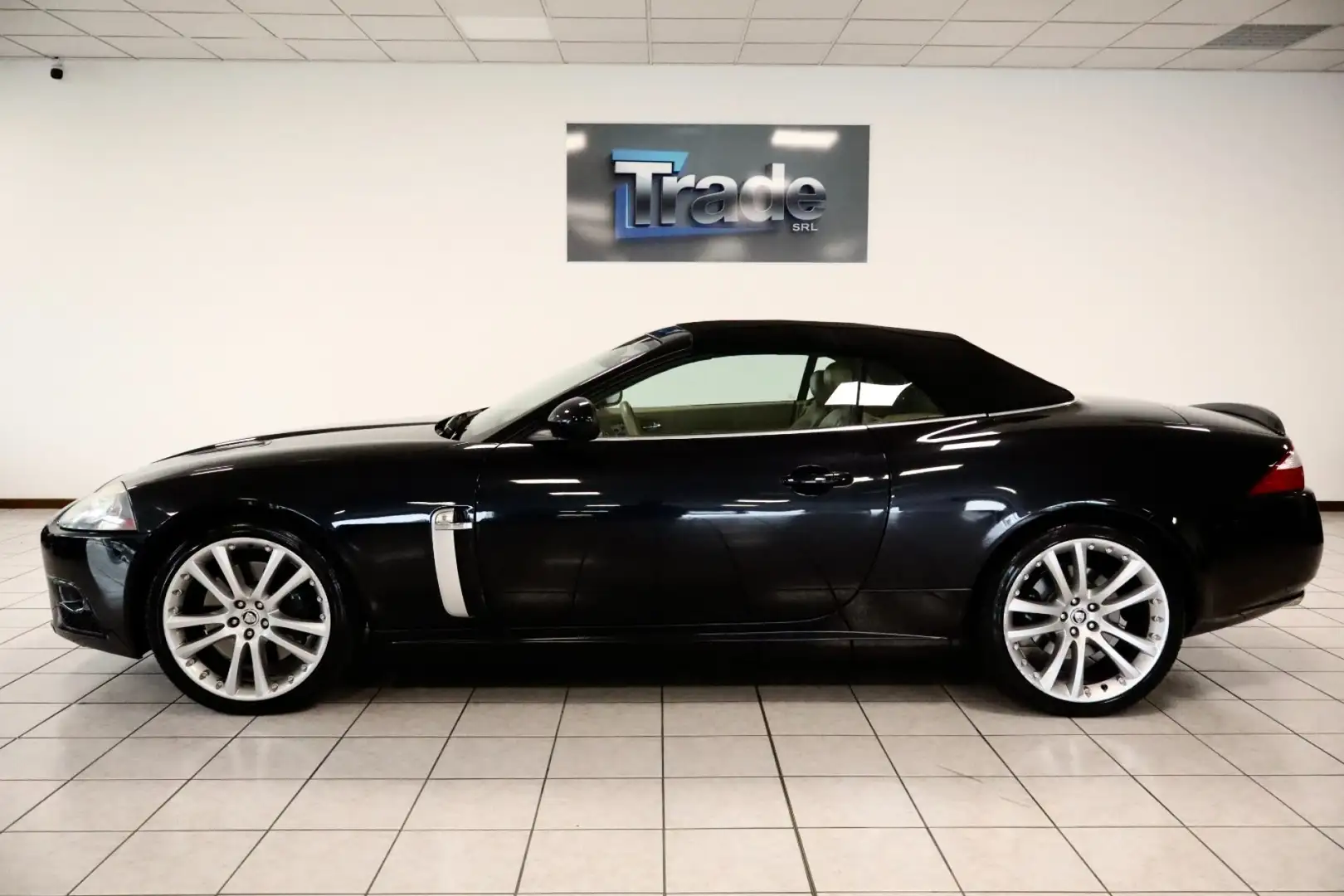 Jaguar XKR 🟢 XKR 4.2 V8 Kompressor - Tagliandi Jaguar Schwarz - 2