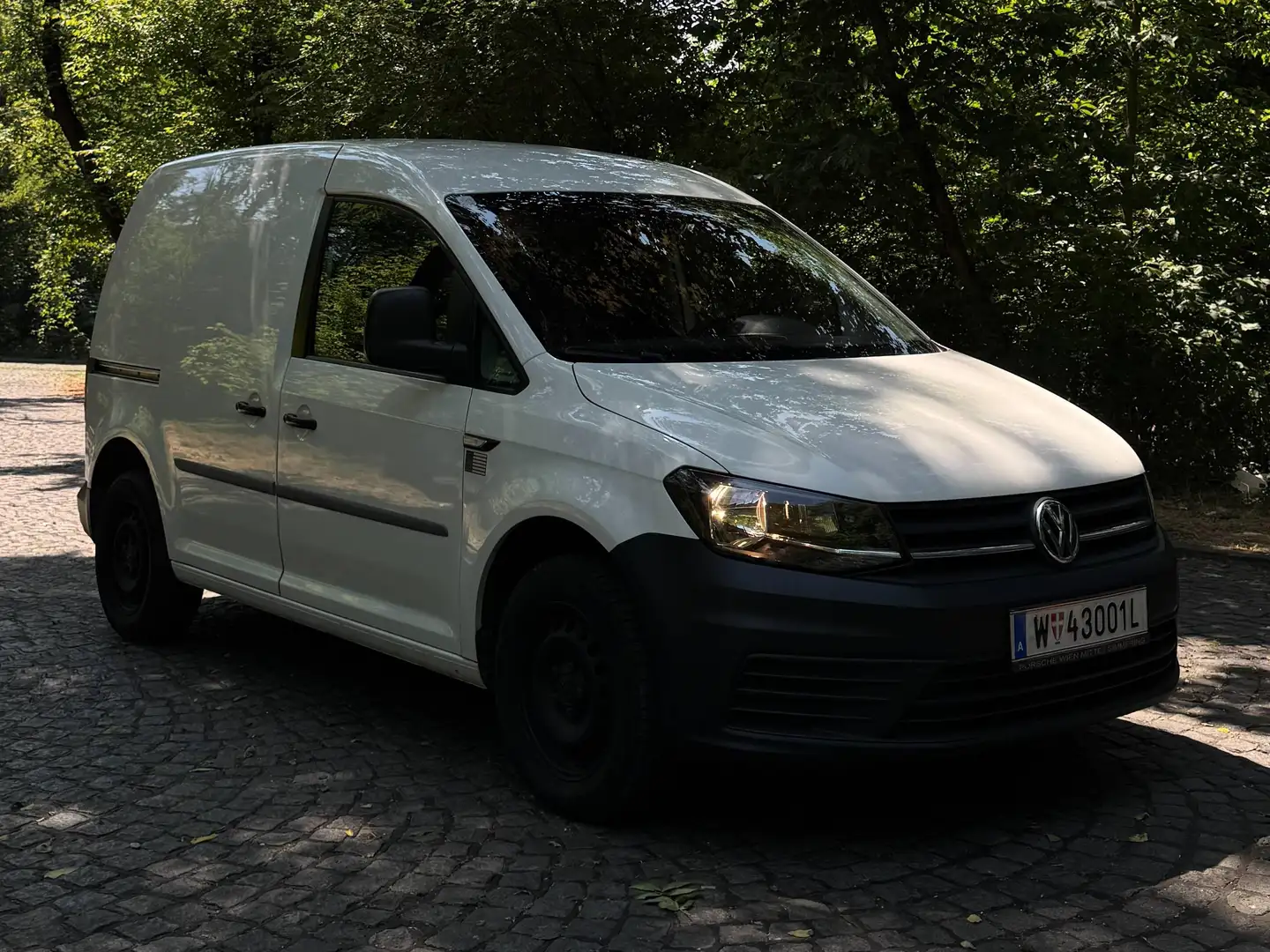 Volkswagen Caddy Kastenwagen Entry Weiß - 2