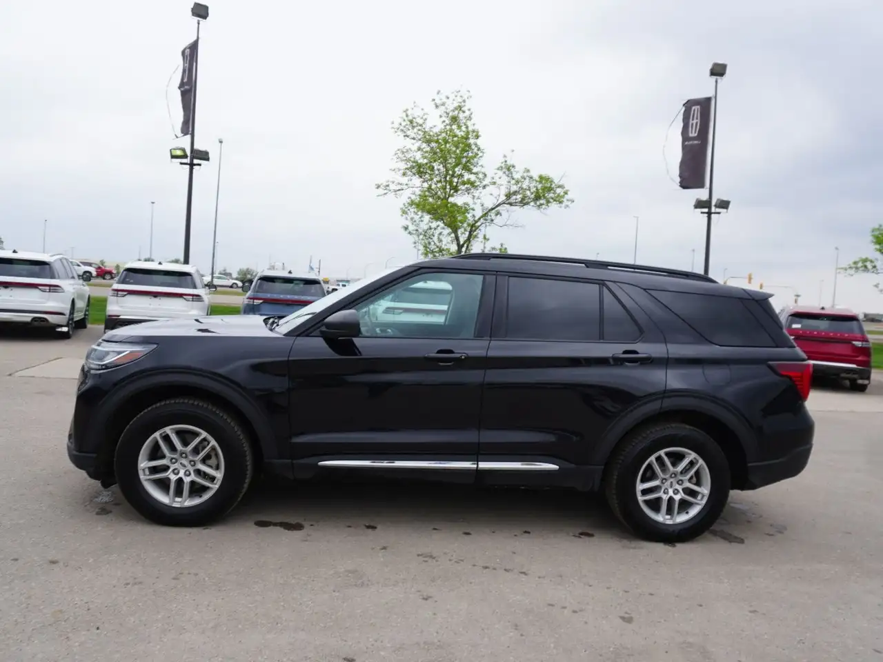 Ford Explorer снимка Ford Explorer