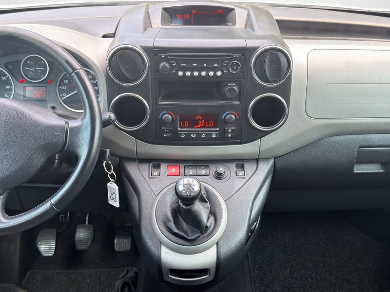 Peugeot Partner Tepee Premium KLIMA*PDC*TEMPOMAT*AHK*TOP — photo 13