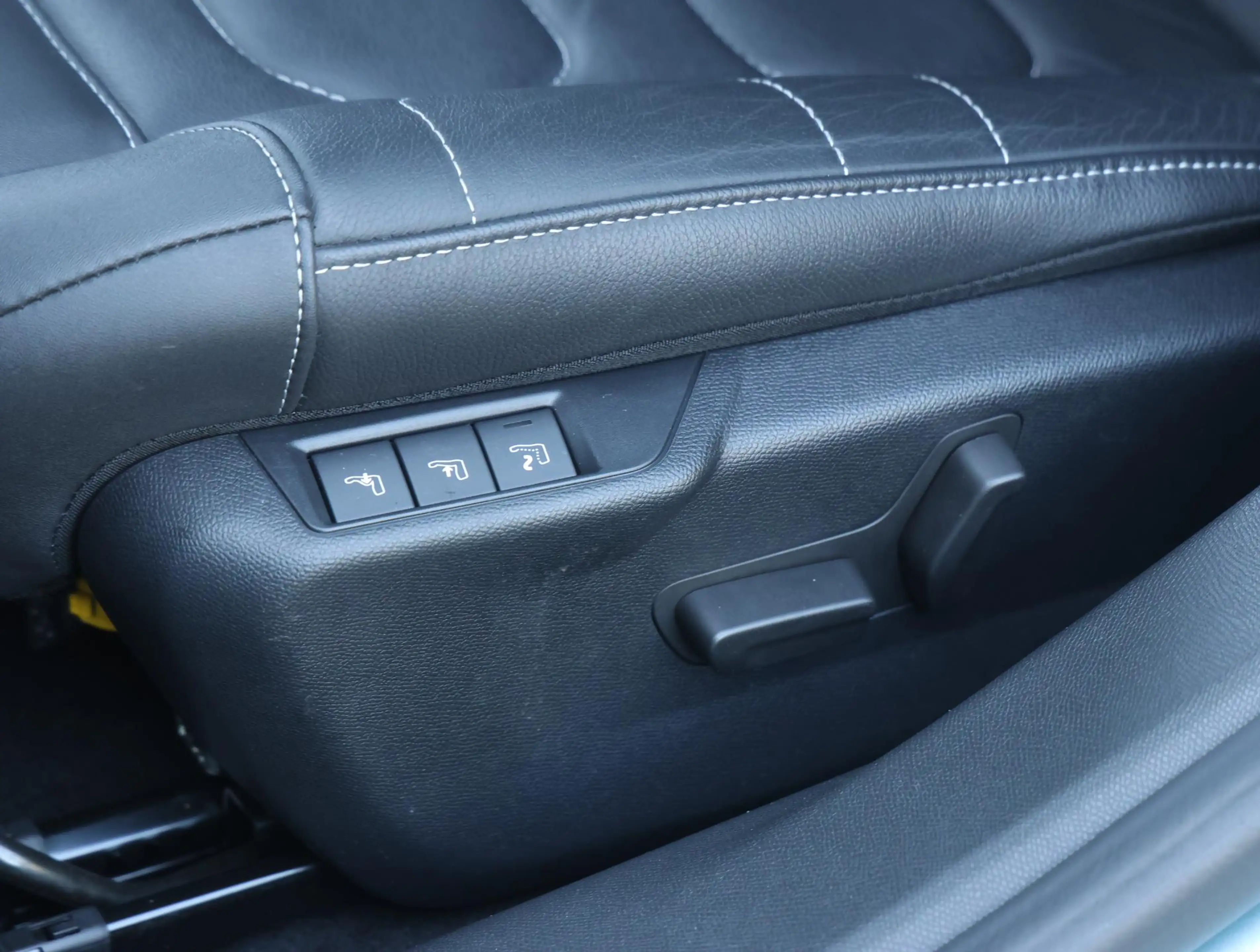 Citroen E-C4 Electric Shine 50 kWh | Camera | Verwarmbare Voorstoelen/St — photo 12