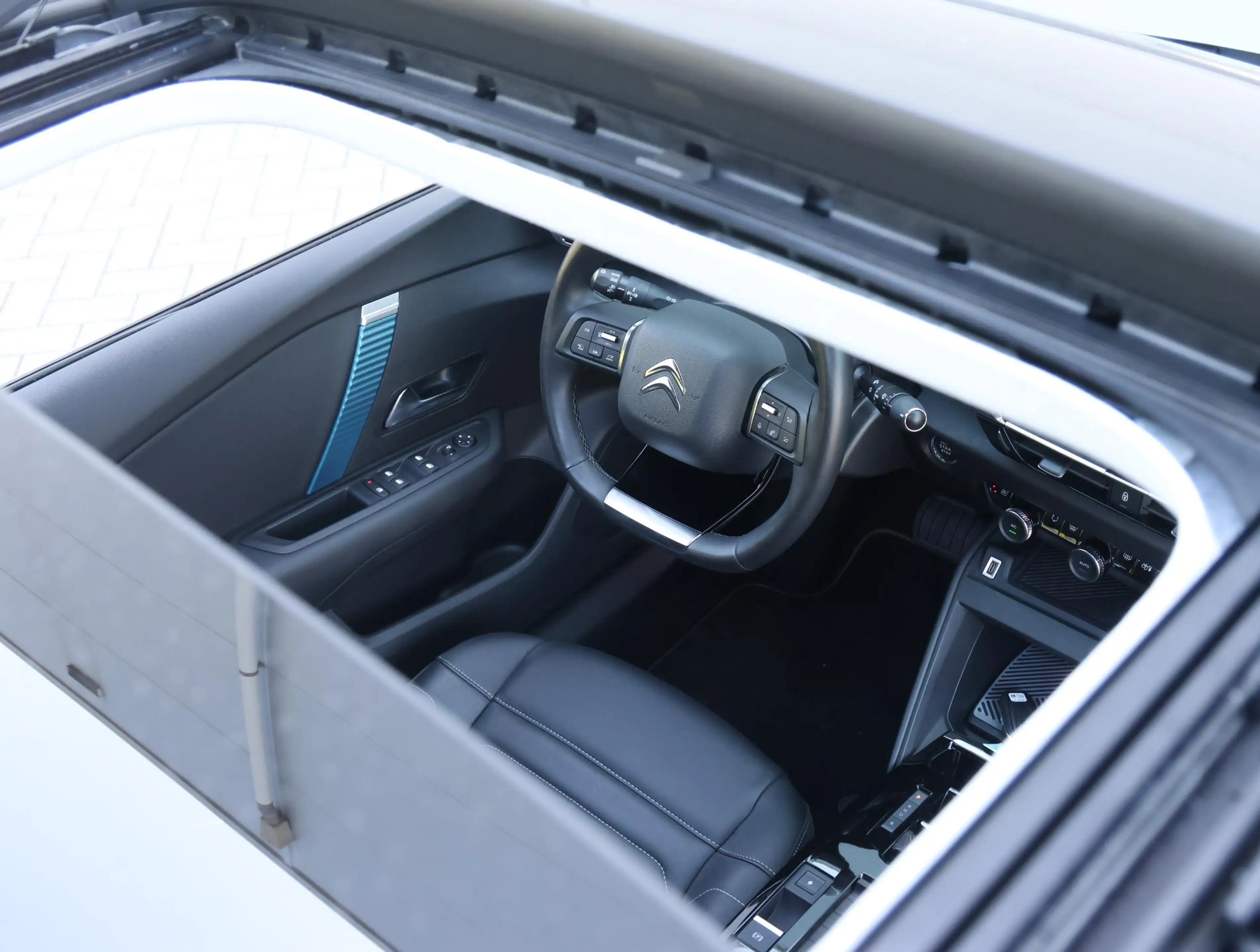 Citroen E-C4 Electric Shine 50 kWh | Camera | Verwarmbare Voorstoelen/St — photo 9