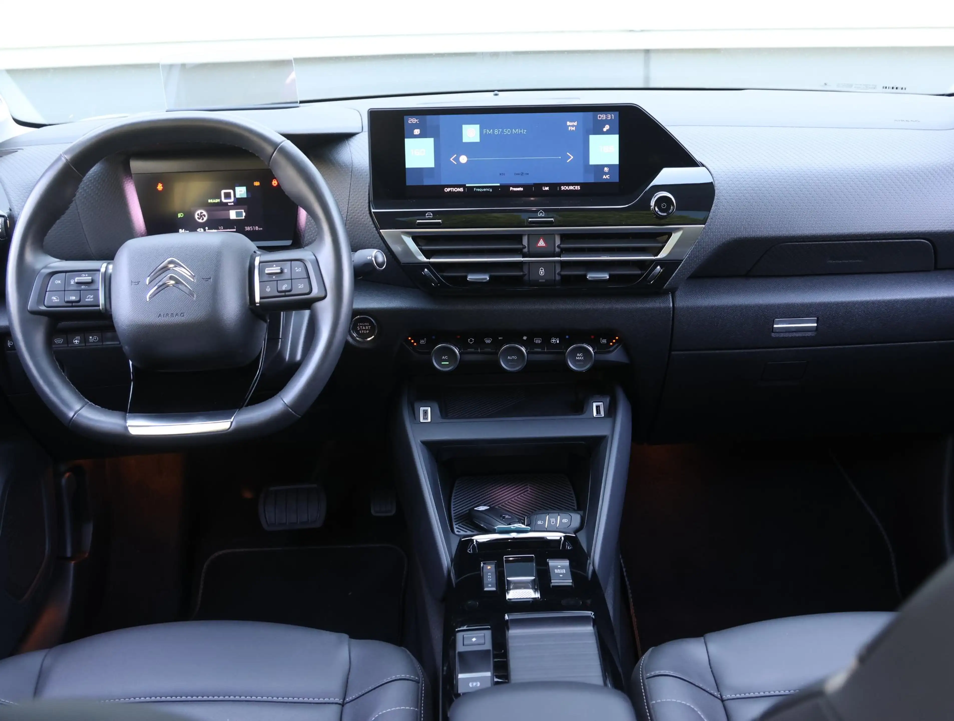 Citroen E-C4 Electric Shine 50 kWh | Camera | Verwarmbare Voorstoelen/St — photo 14