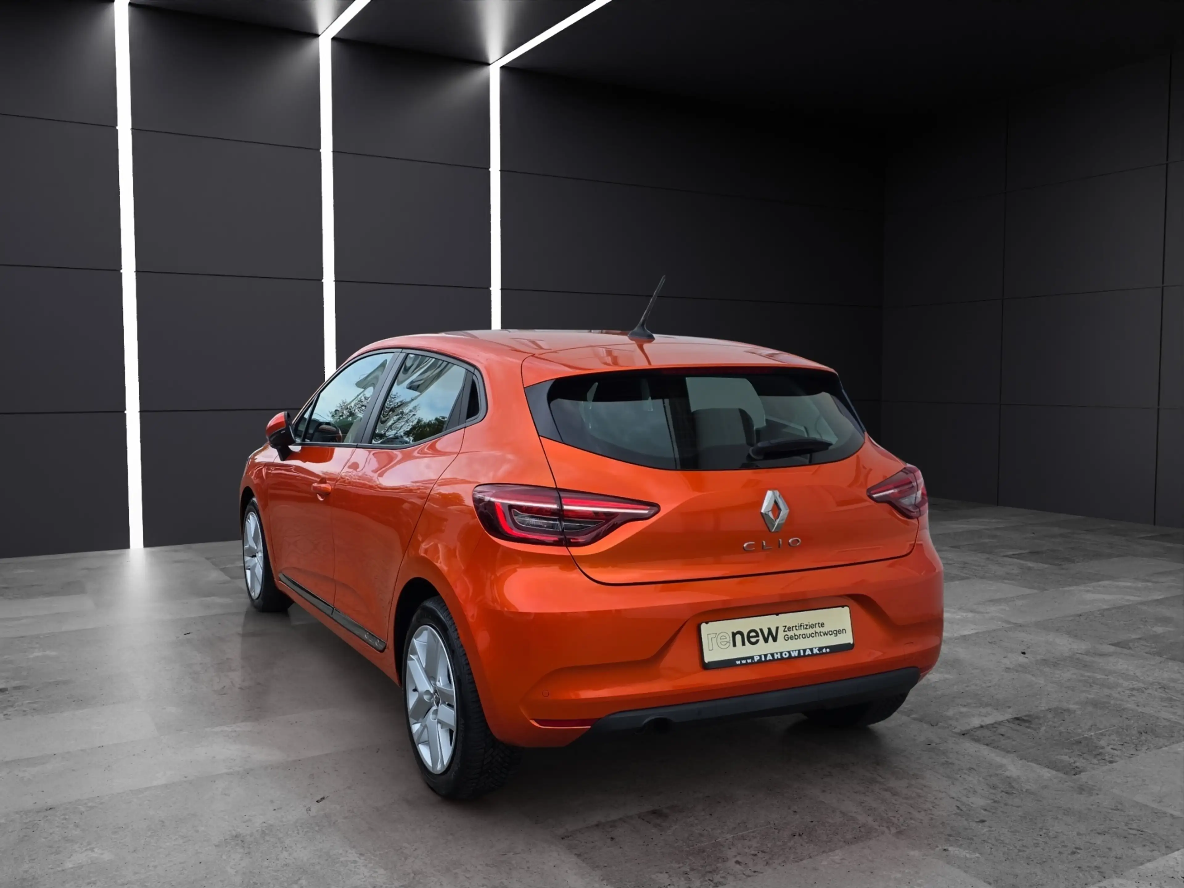 Renault Clio BUSINESS EDITION TCe 90 Navi Sitzheizung Klimaautomatik — photo 2