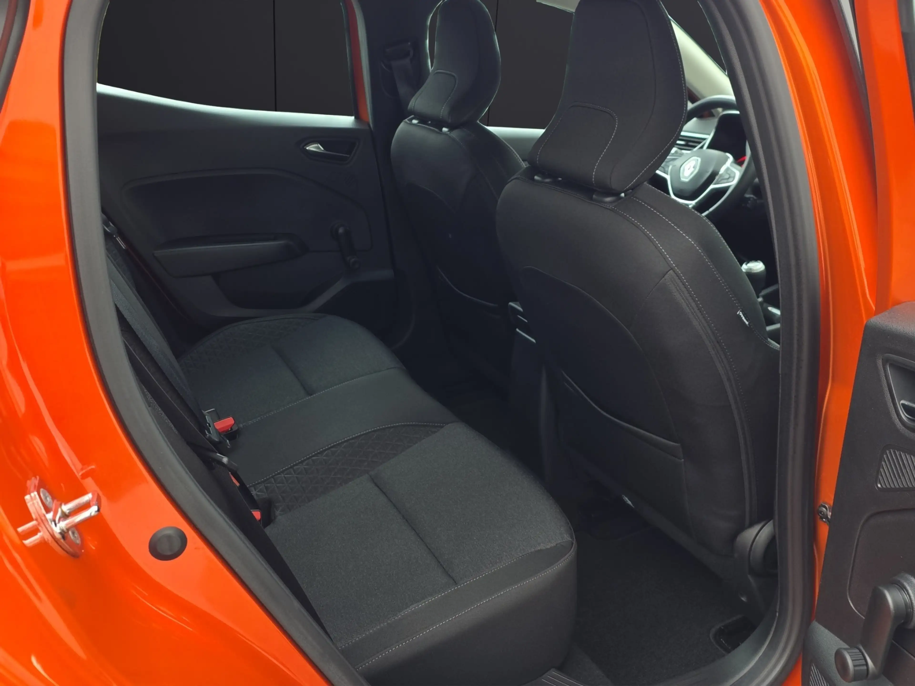 Renault Clio BUSINESS EDITION TCe 90 Navi Sitzheizung Klimaautomatik — photo 7