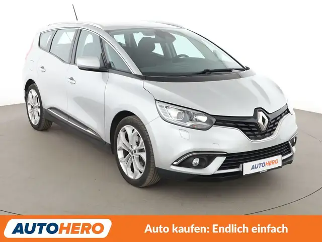 Renault Grand Scenic view 8