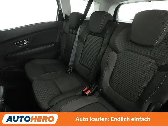Renault Grand Scenic view 14