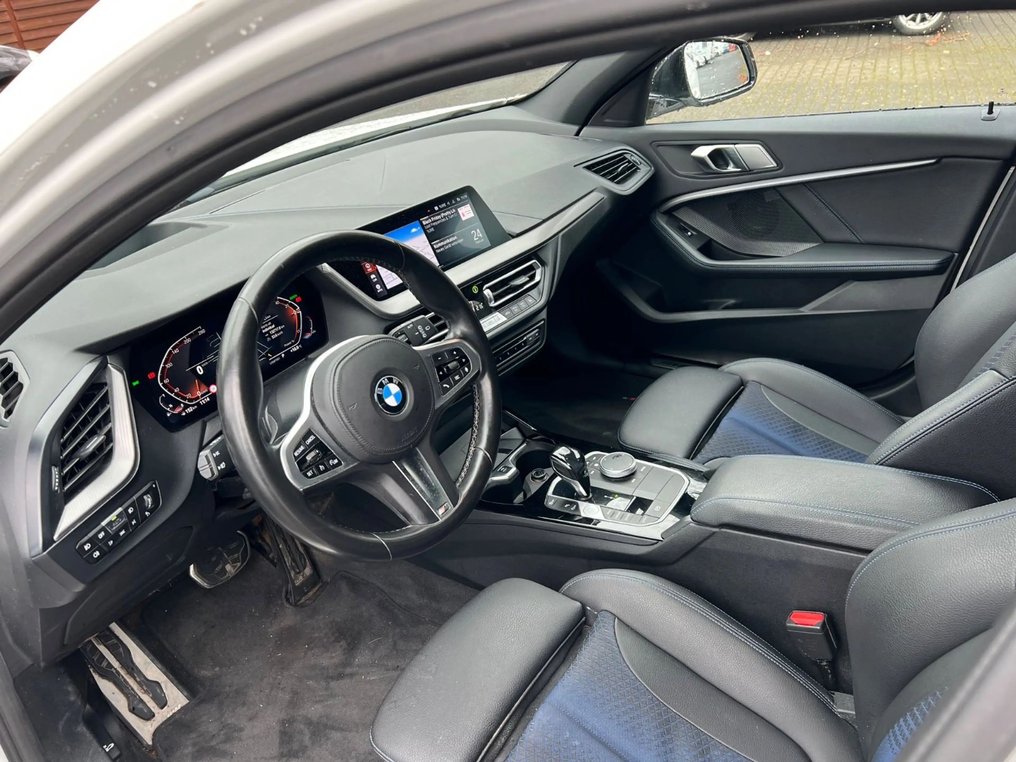 BMW 118 i M Sport,NAVI,HEAD-UP,LED,ACC — photo 5