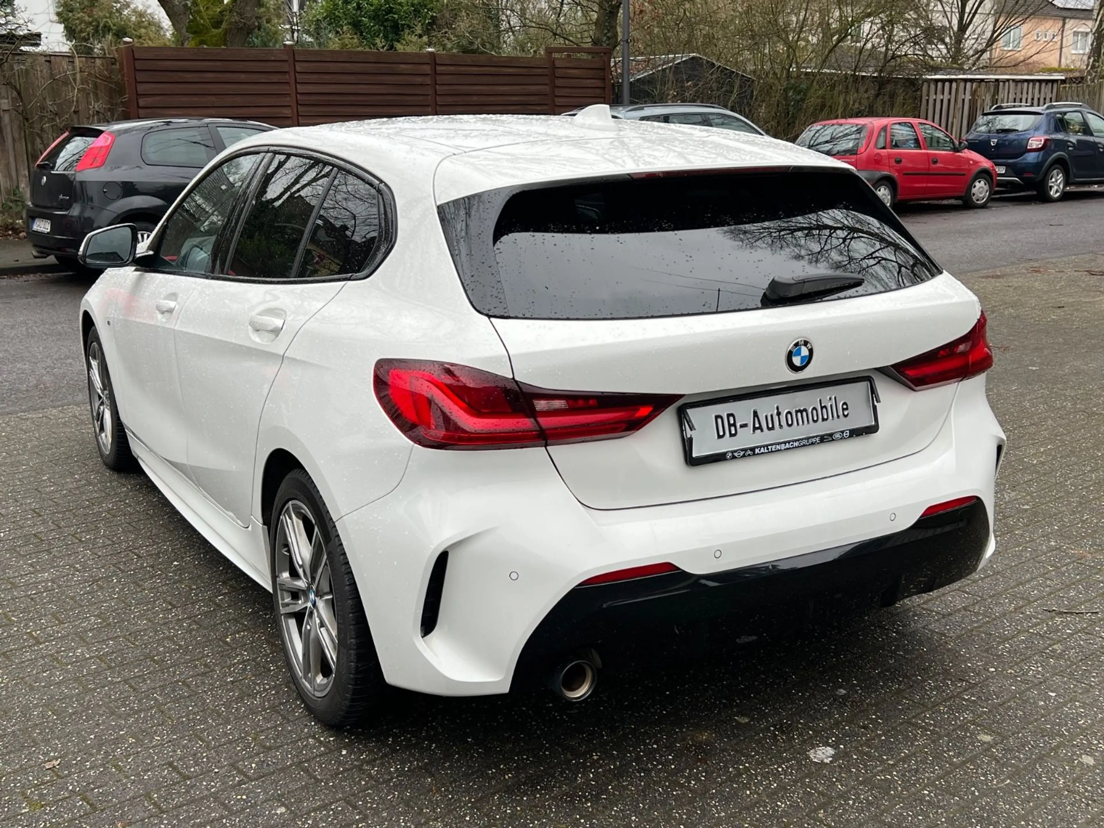 BMW 118 i M Sport,NAVI,HEAD-UP,LED,ACC — photo 3