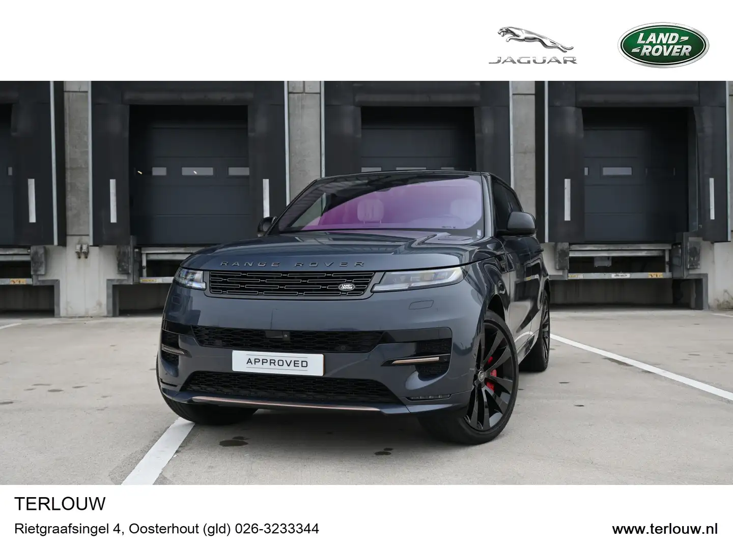 Land Rover Range Rover Sport 4.4 P530 First Edition Blauw - 1