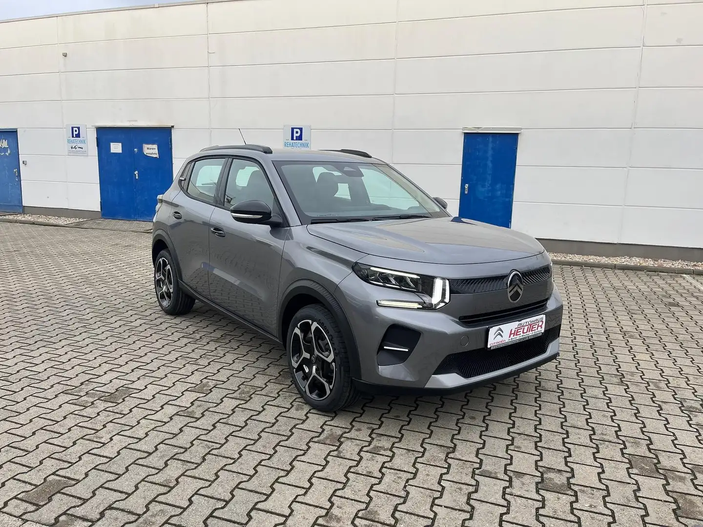 Citroen C3 Turbo 100 Plus Grau - 1