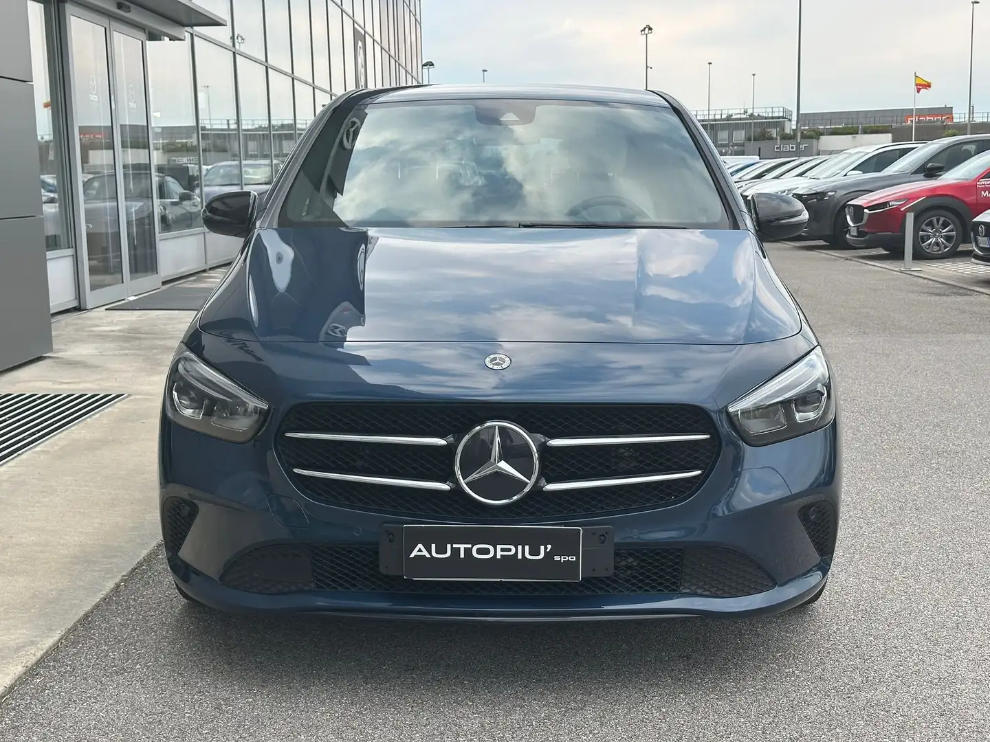 Mercedes-Benz B 180 B 180 Sport Plus auto Modrá - 2