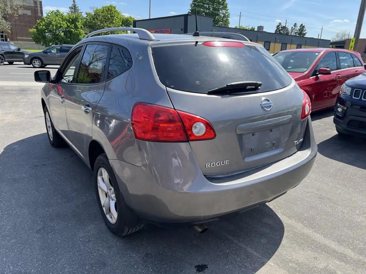 Nissan Rogue снимка Nissan Rogue