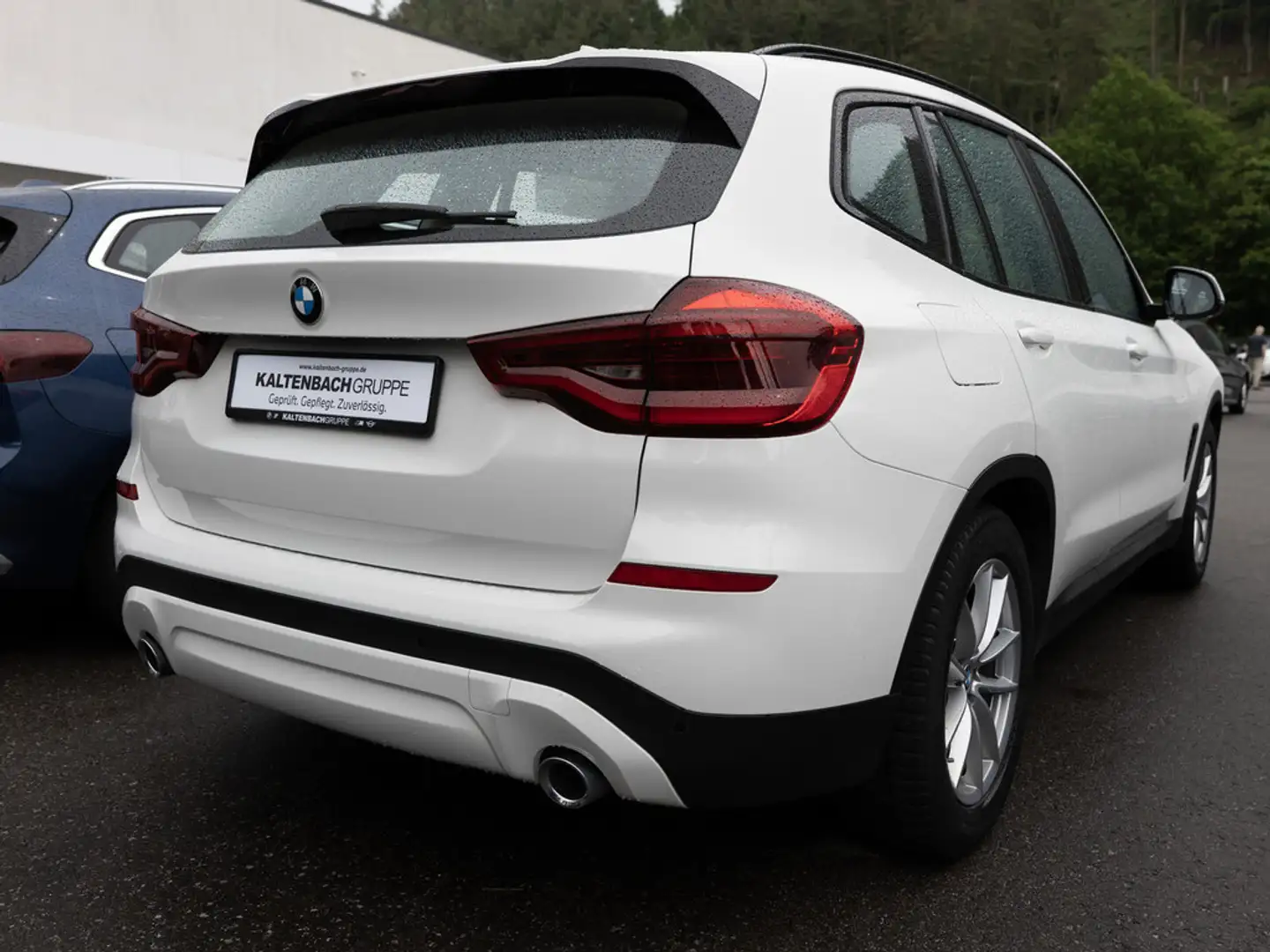 BMW X3 xDrive 20d AHK LED NAVI SHZ PDC KLIMA Weiß - 2