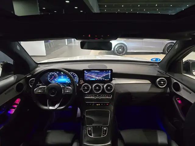 Mercedes-Benz GLC view 22