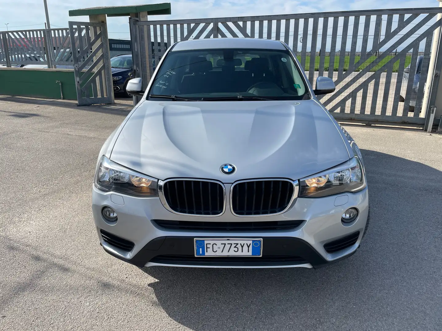 BMW X3 X3 xdrive20d Business auto-NAVIGATORE Stříbrná - 2