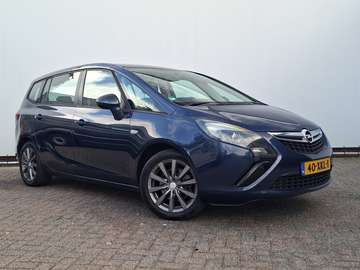 1.4 TURBO 140PK Edition Hoge zit Trekhaak