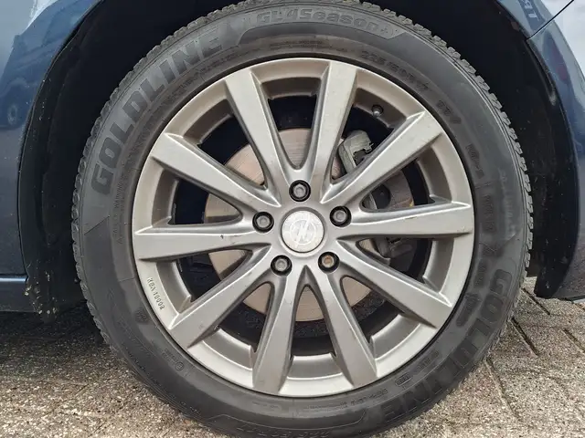 Opel Zafira Tourer view 7
