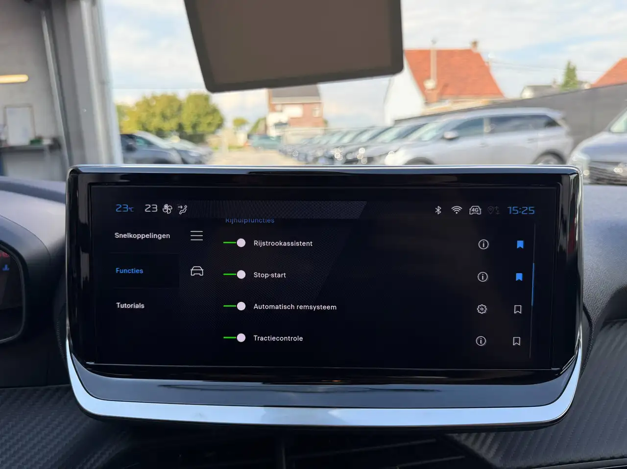 Peugeot 208 1.2i TURBO 360 CAMERA DODE HOEK NAVIGATIE LEDER FULL LED CARPLAY, миниатюра 24