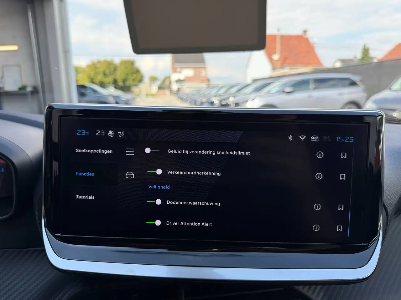 Peugeot 208 1.2i TURBO 360 CAMERA DODE HOEK NAVIGATIE LEDER FULL LED CARPLAY, миниатюра 25