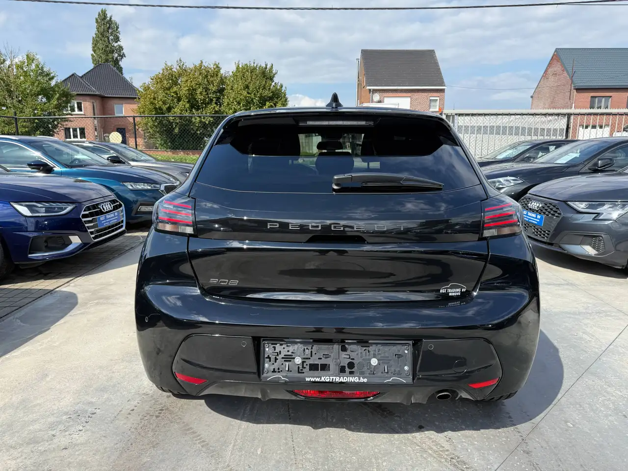 Peugeot 208 1.2i TURBO 360 CAMERA DODE HOEK NAVIGATIE LEDER FULL LED CARPLAY, миниатюра 6
