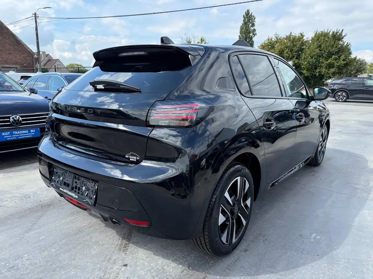 Peugeot 208 1.2i TURBO 360 CAMERA DODE HOEK NAVIGATIE LEDER FULL LED CARPLAY, миниатюра 5
