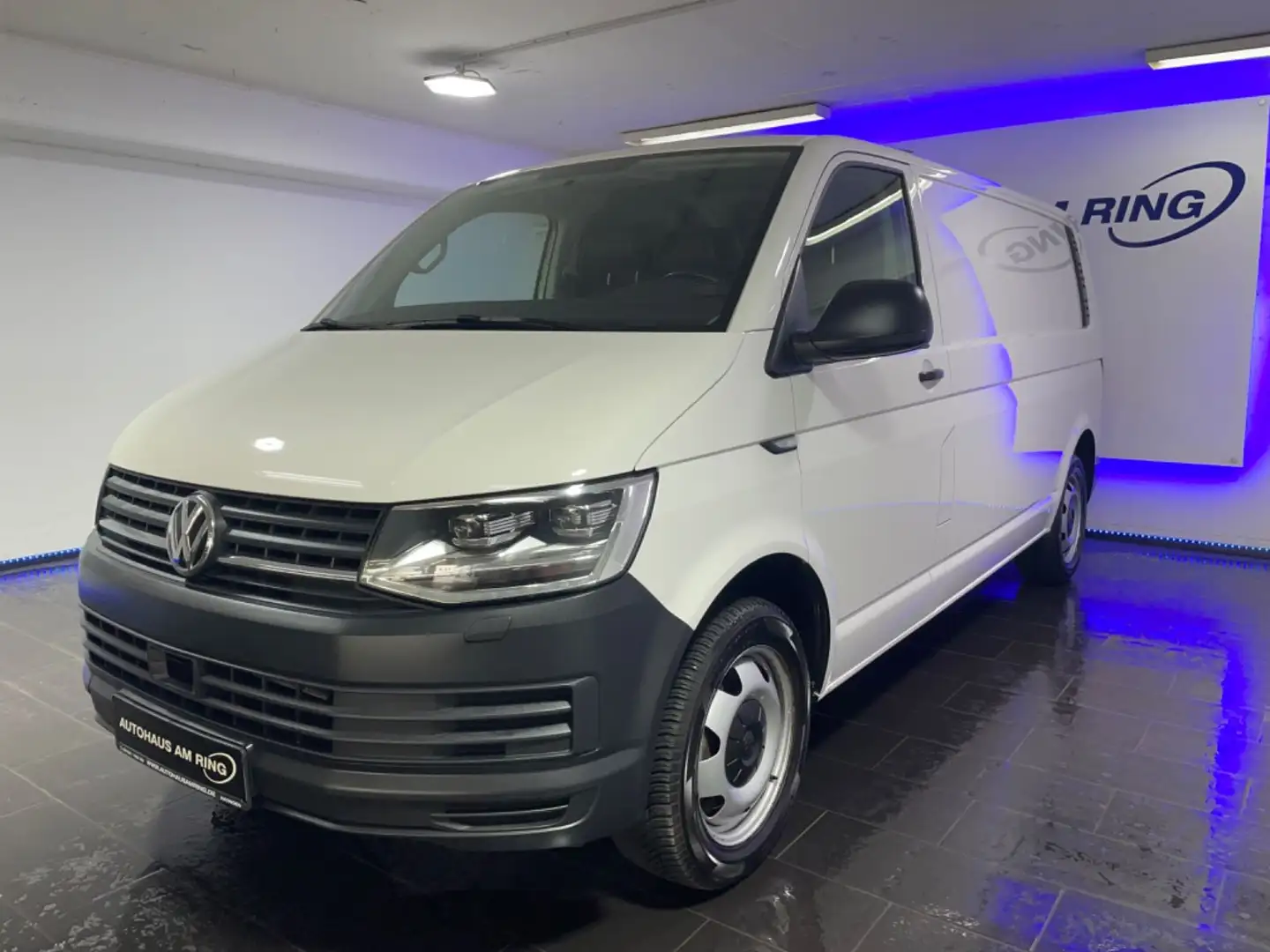 Volkswagen T6 Transporter Kasten lang DSG STANDHZG LED NAVI Weiß - 2