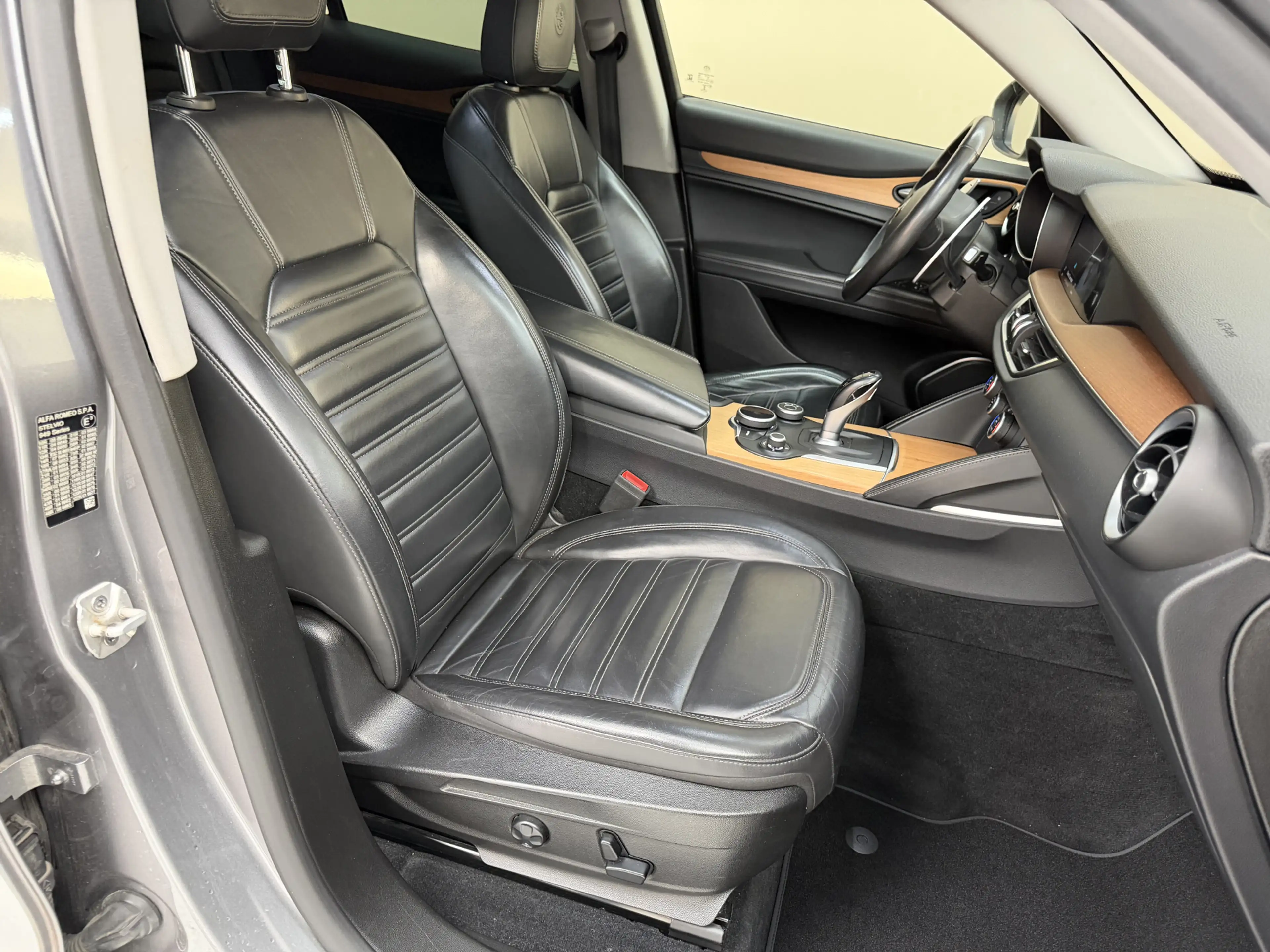 Alfa Romeo Stelvio 2.0 T AWD First Edition, 280Pk, 2017, 2de eigenaar — photo 12