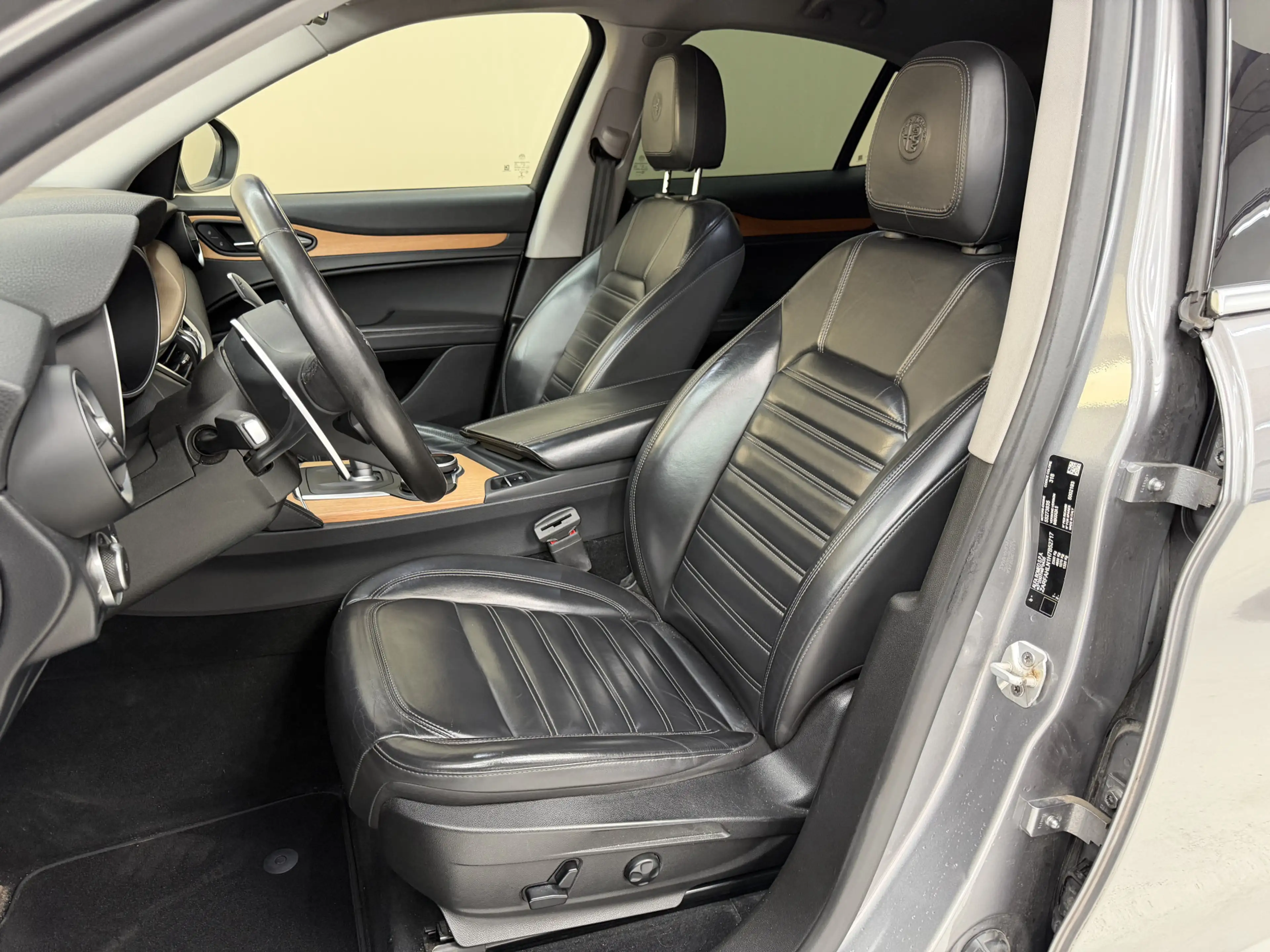 Alfa Romeo Stelvio 2.0 T AWD First Edition, 280Pk, 2017, 2de eigenaar — photo 8