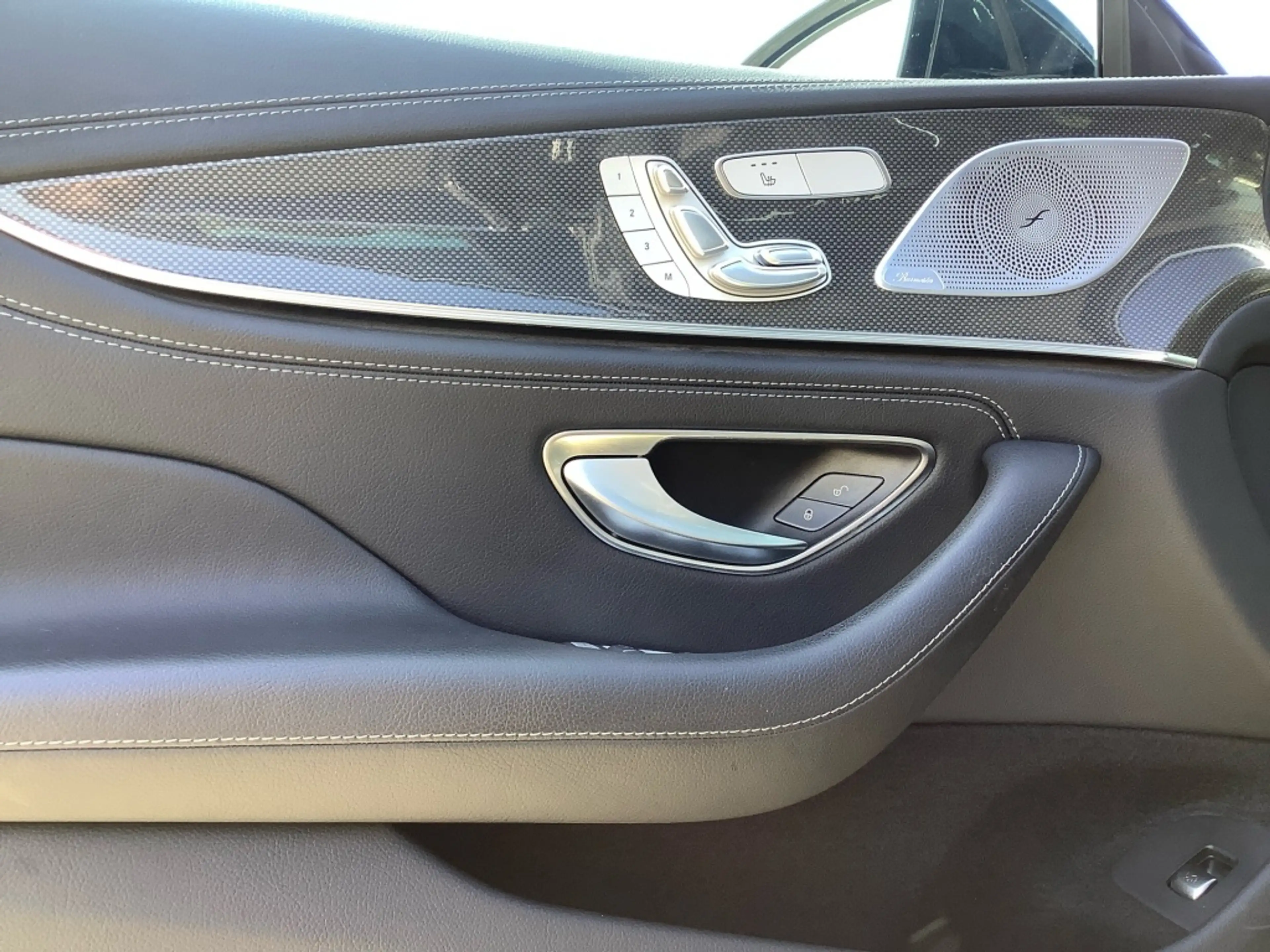 Mercedes-Benz CLS 300 d 4M AMG+Avantgarde+MBUX+Memory+Ambiente — photo 5