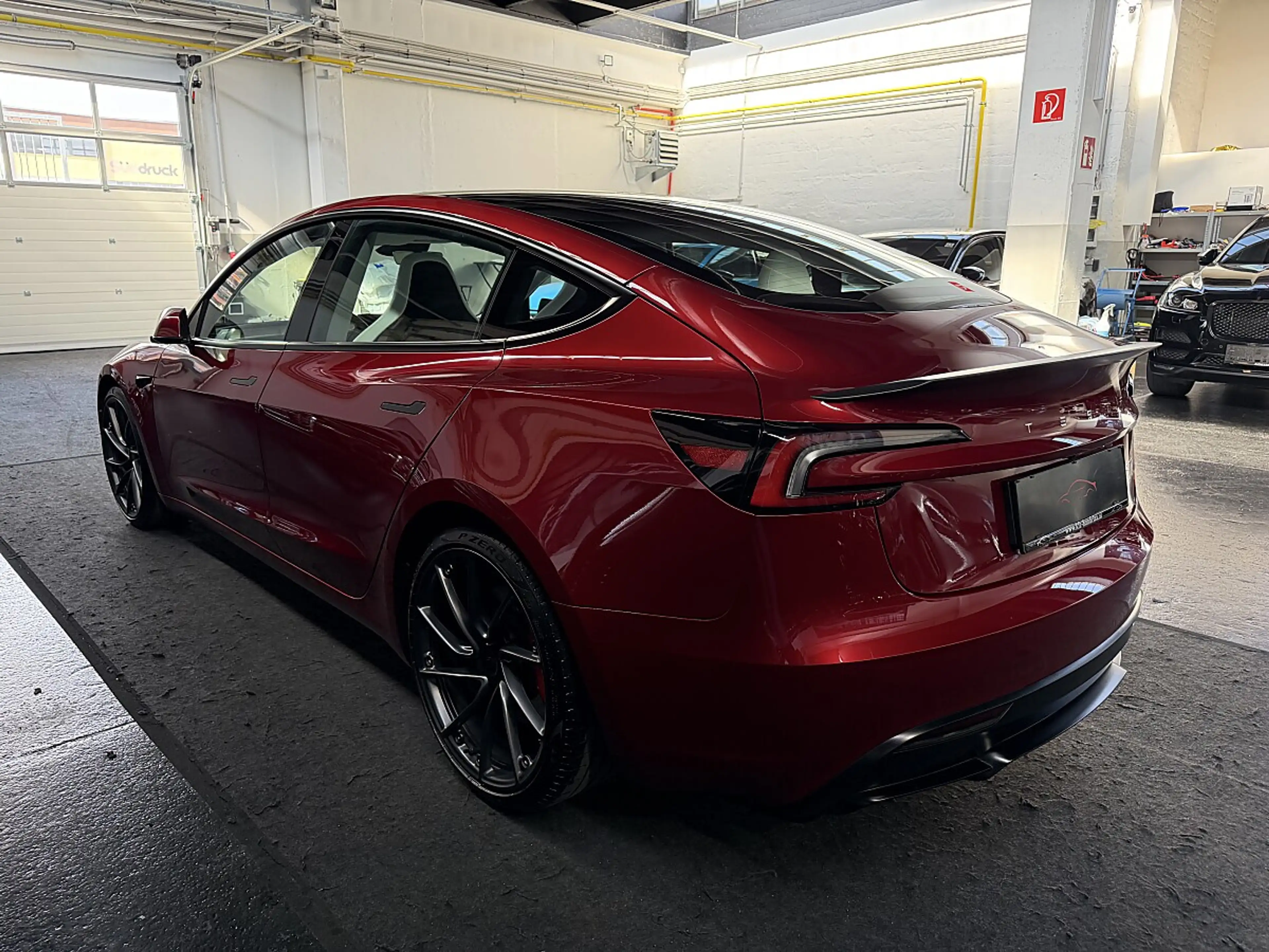 Tesla Model 3 Performance AWD * 1 BESITZ * FINANZIERUNG * — photo 5