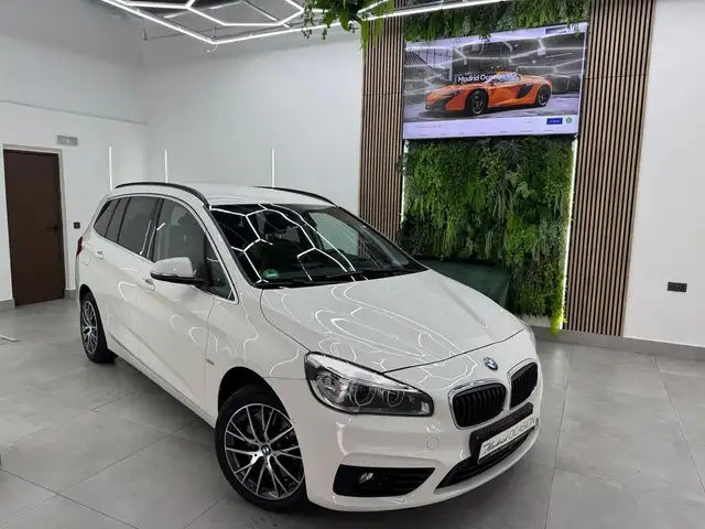 BMW 220 220dA