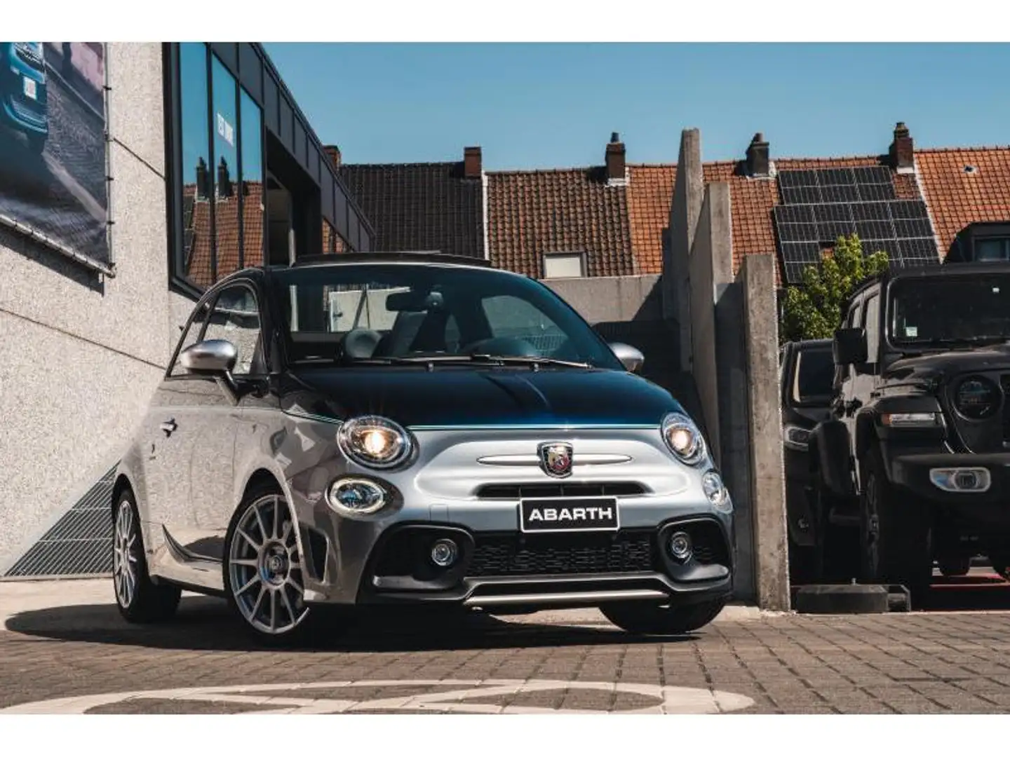 Abarth 695C Rivale Automaat Silver - 1