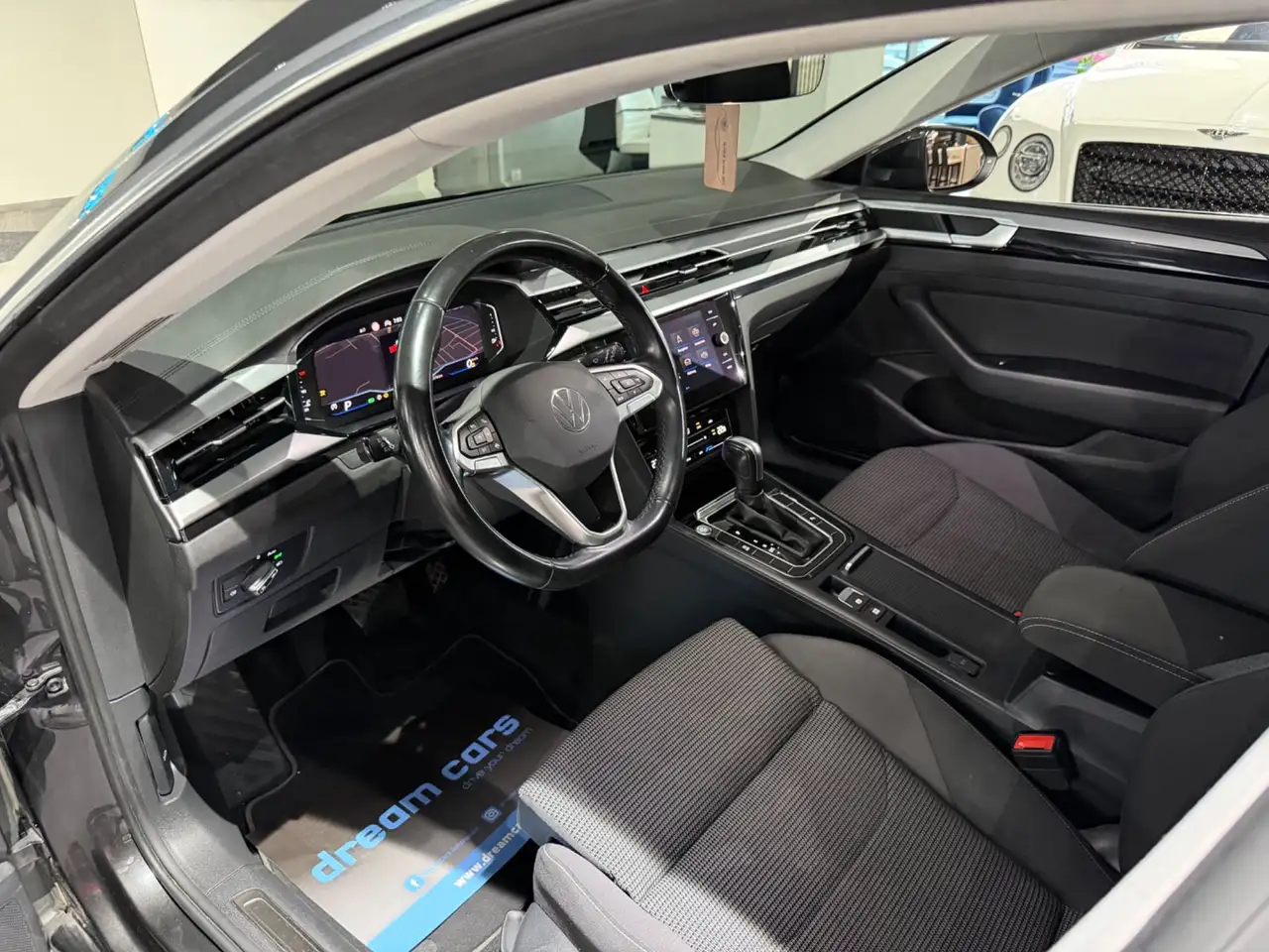 Volkswagen Arteon R-Line 2,0 TDI DSG / VIRTUAL TACHO / Navi / TOP Bild 22