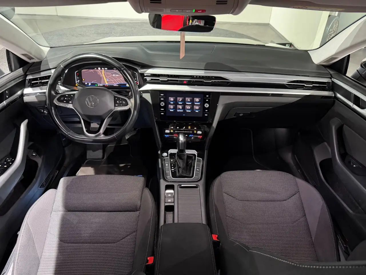 Volkswagen Arteon R-Line 2,0 TDI DSG / VIRTUAL TACHO / Navi / TOP Bild 19
