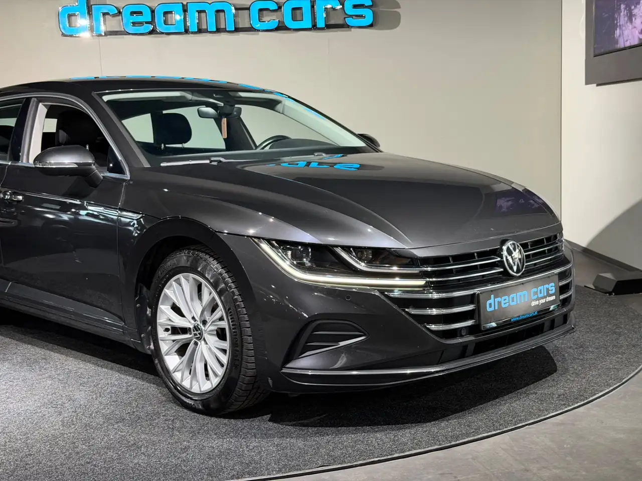 Volkswagen Arteon R-Line 2,0 TDI DSG / VIRTUAL TACHO / Navi / TOP Bild 8