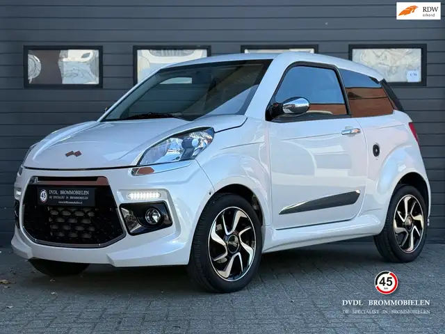 Ligier JS50L Club DCI Brommobiel 2016 1eig 11dkm NIEUWSTA