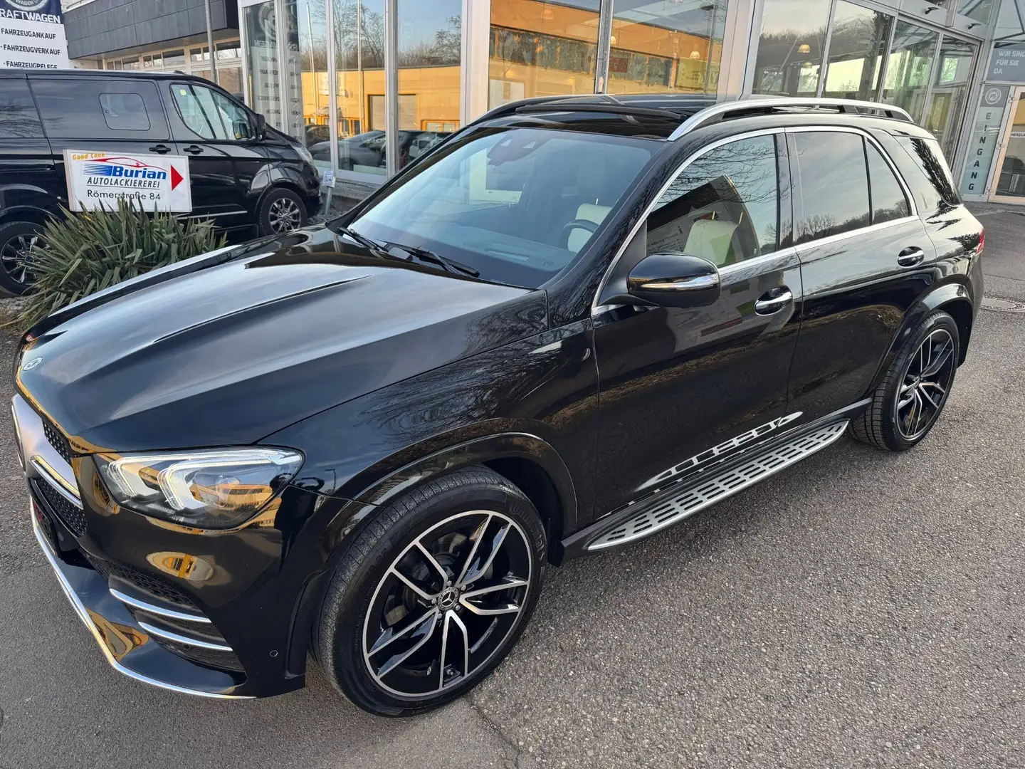 Mercedes-Benz GLE 400 GLE 400 d 4M 9G-TR AMG **VOLLAUSSTATTUNG** Schwarz - 2