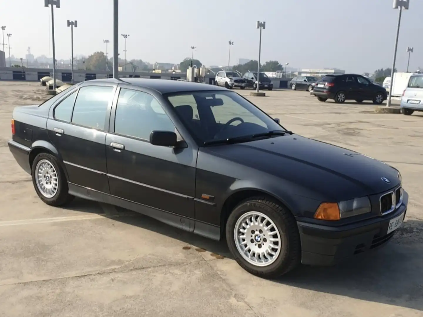 BMW 318 318i abs // GPL // Clima // - 1