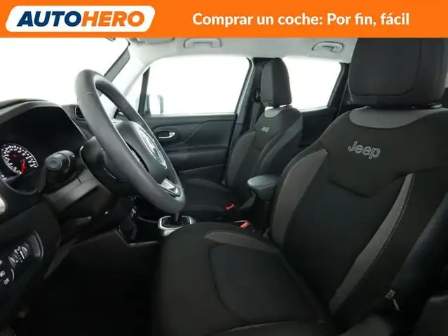 Jeep Renegade view 11
